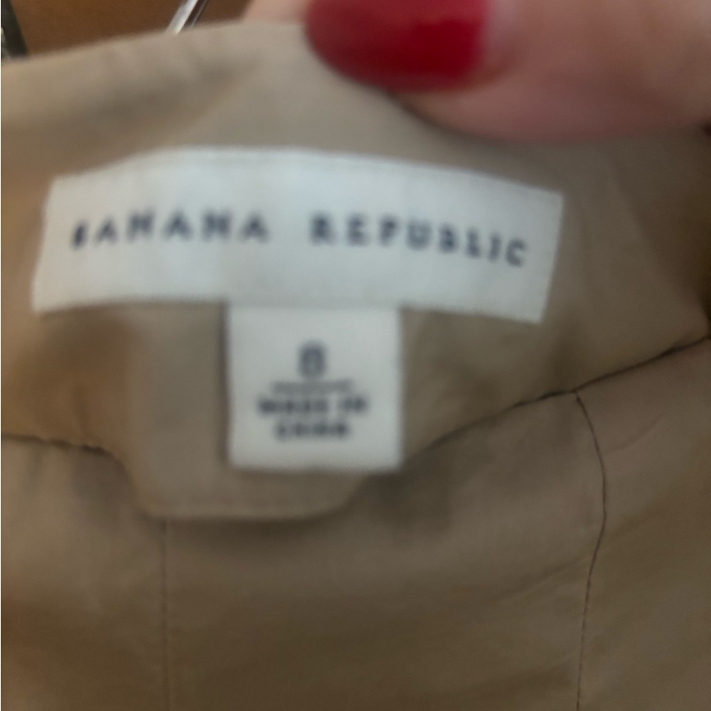 Banana Republic Cream A-Line Skirt - 22.5 inches long - Picture 3 of 5